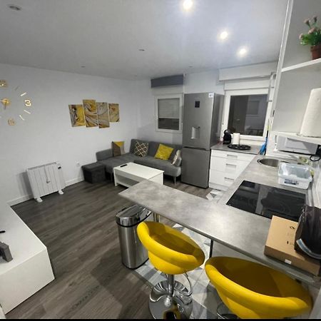 Apartamento Los Rios ซานตานเดร์ ภายนอก รูปภาพ