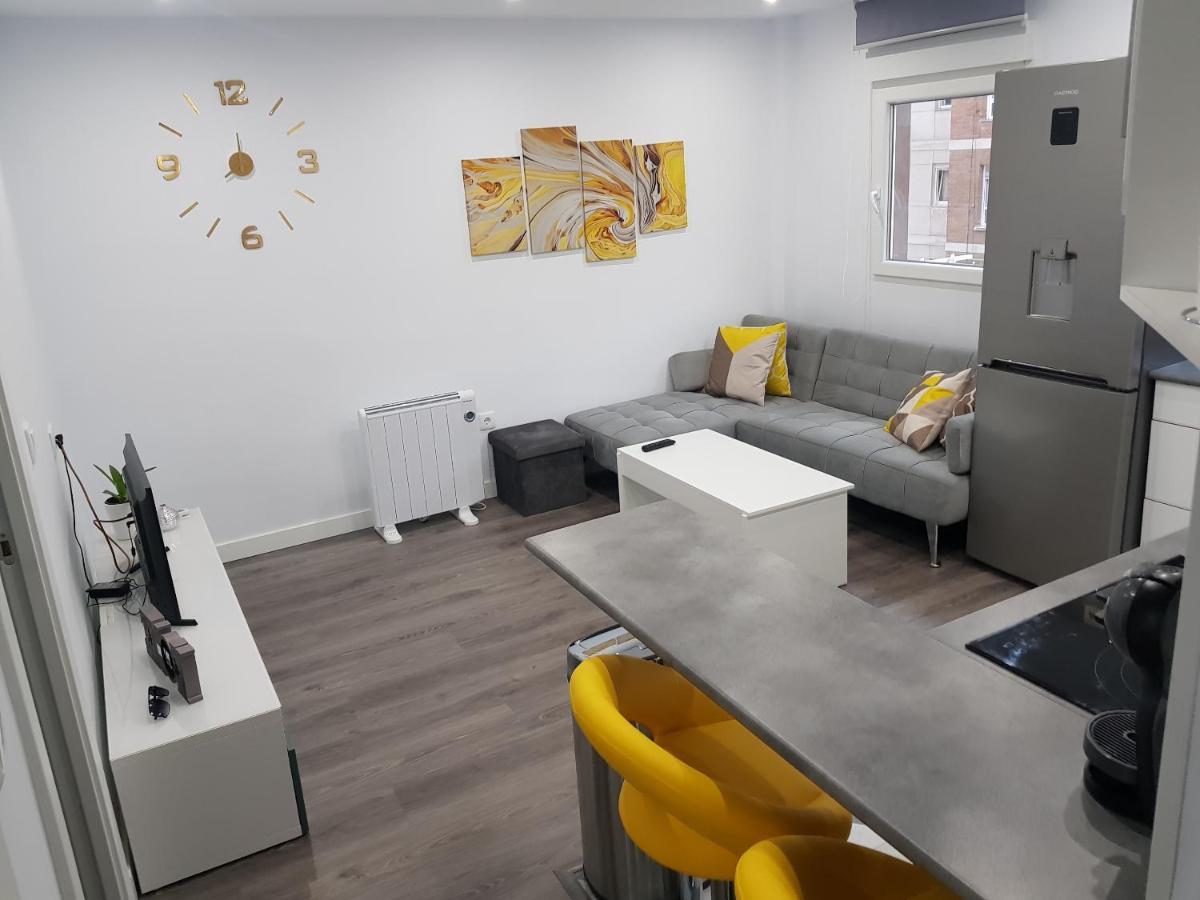 Apartamento Los Rios ซานตานเดร์ ภายนอก รูปภาพ