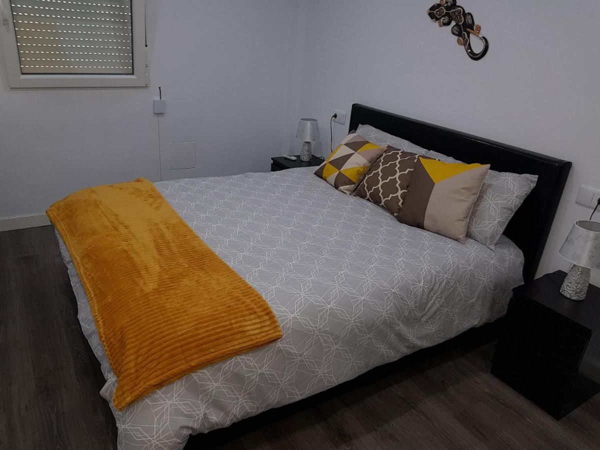 Apartamento Los Rios ซานตานเดร์ ภายนอก รูปภาพ
