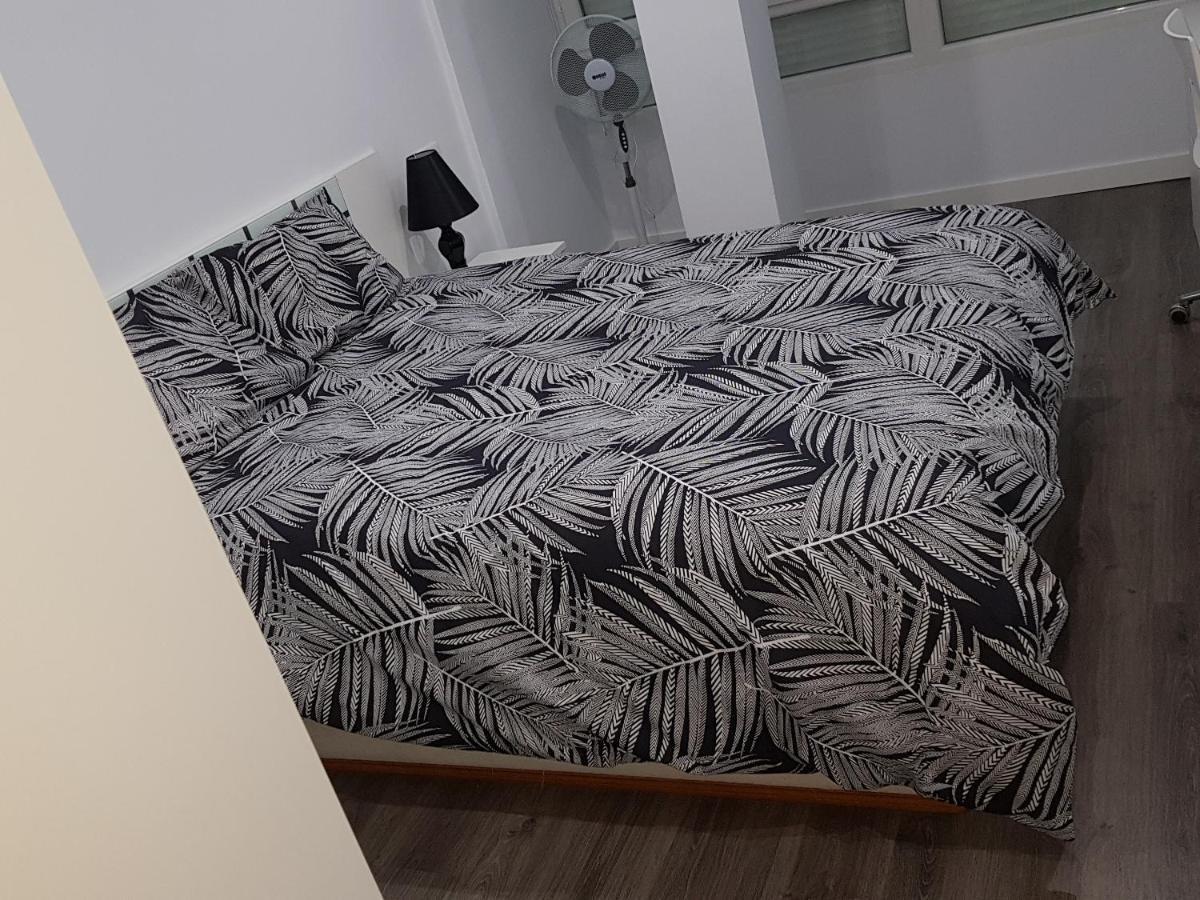 Apartamento Los Rios ซานตานเดร์ ภายนอก รูปภาพ